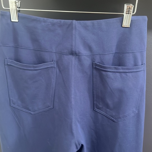 HALARA Deep Blue Leggings!! NWT 💙 - Picture 6 of 7